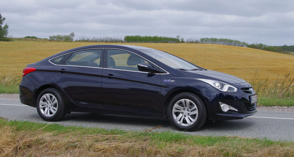 Biltest Hyundai i40 Sedan 1,6 GDI test prøvekørsel